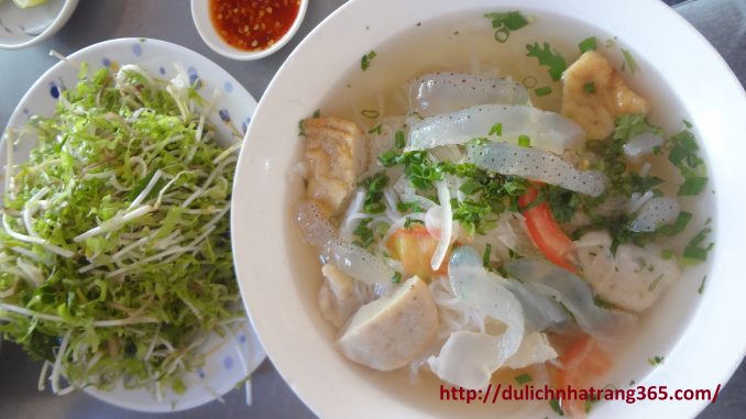 Bún sứa-Những đặc sản phải thử khi đến Nha Trang